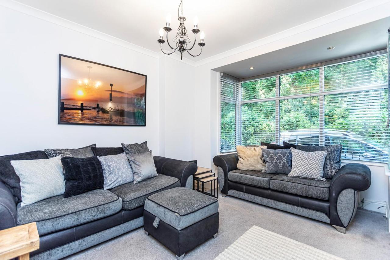 Modern 3 Bed, Heart Of Ashley Cross, 5 Mins To Sandbanks Poole Exterior photo