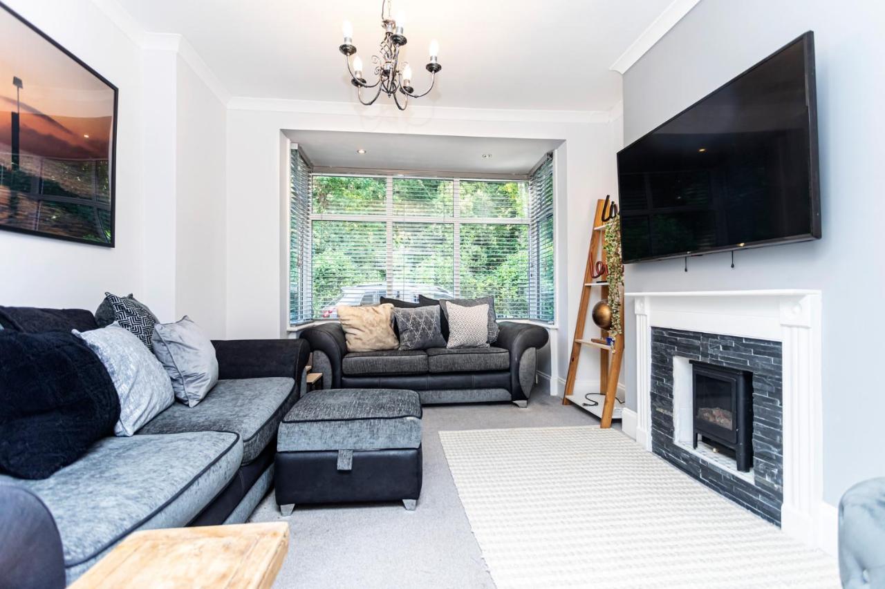 Modern 3 Bed, Heart Of Ashley Cross, 5 Mins To Sandbanks Poole Exterior photo